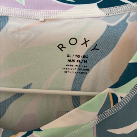 Roxy Rash guard - Picture 4 of 6